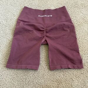 Alphalete amplify 4.5” bike shorts- size small- NWOT